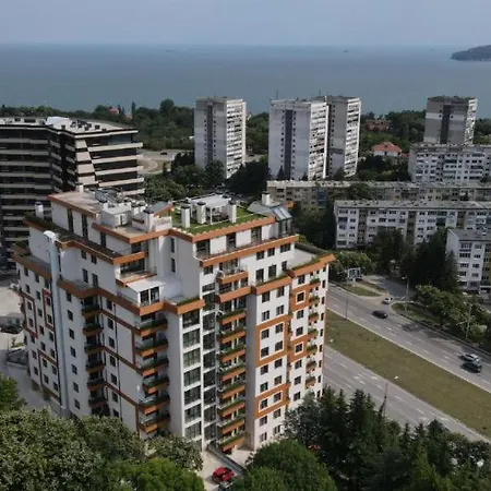 Seaview In Complex Metalex Garden Apartament *