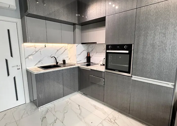 Seaview In Complex Metalex Garden Apartamento