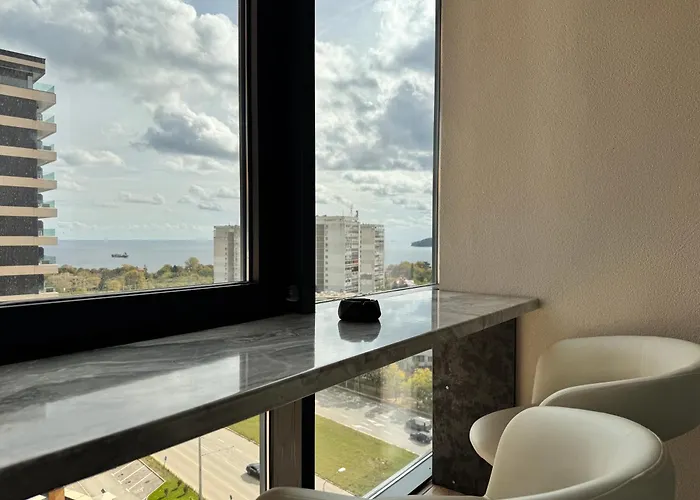 Seaview In Complex Metalex Garden * Varna